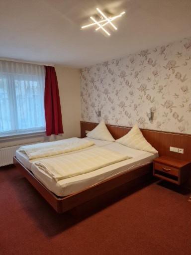 Hotel Weinhaus Am Stiftstor تريس كاردن المظهر الخارجي الصورة