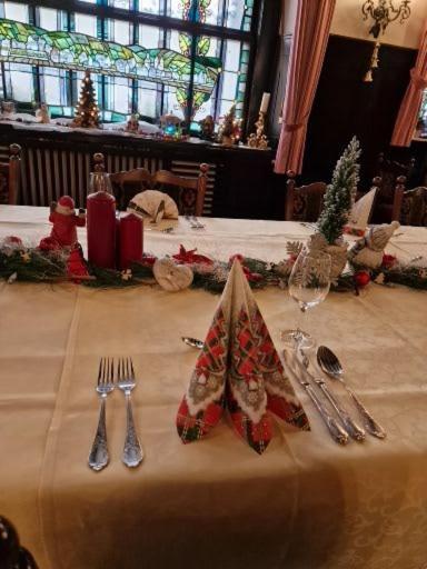 Hotel Weinhaus Am Stiftstor تريس كاردن المظهر الخارجي الصورة