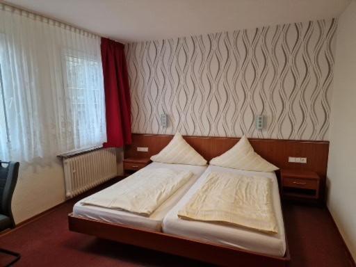Hotel Weinhaus Am Stiftstor تريس كاردن المظهر الخارجي الصورة
