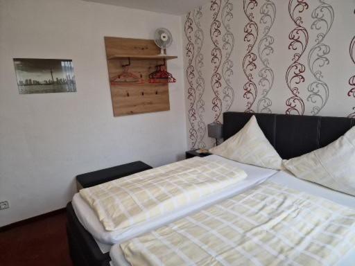 Hotel Weinhaus Am Stiftstor تريس كاردن المظهر الخارجي الصورة